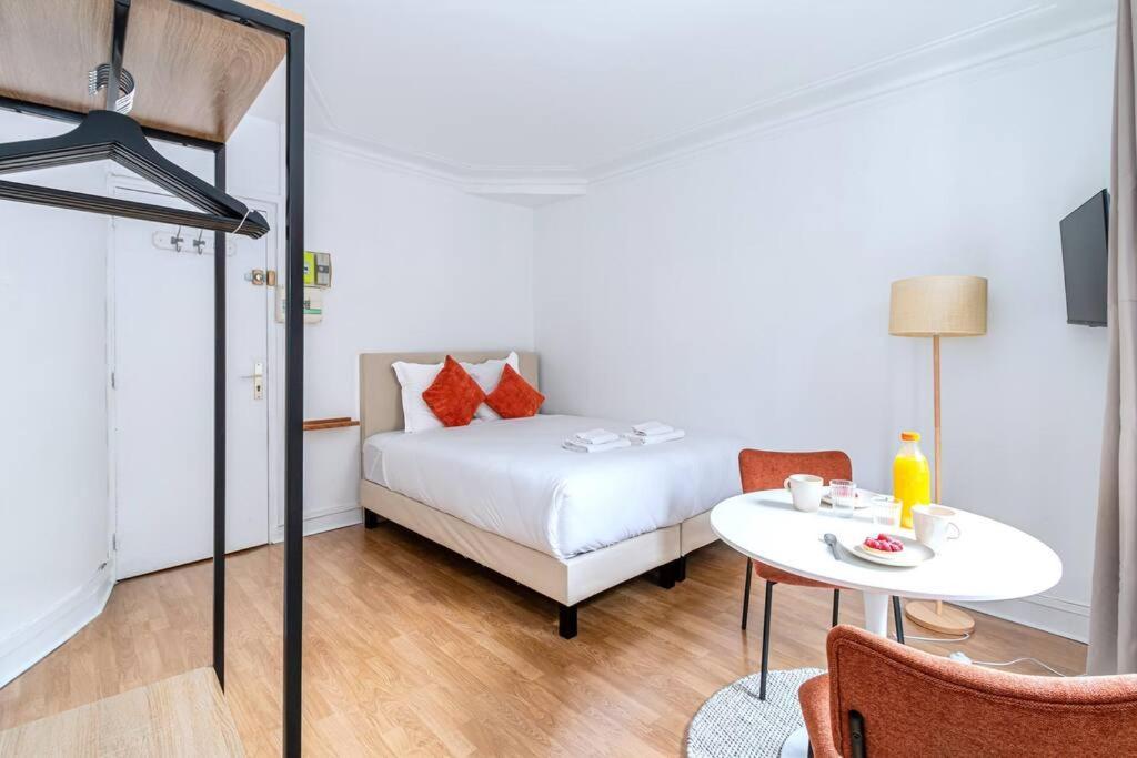 Studio Avenue Philippe Auguste Paris Exterior photo
